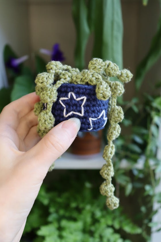 Crochet String of Pearls in Star Pot