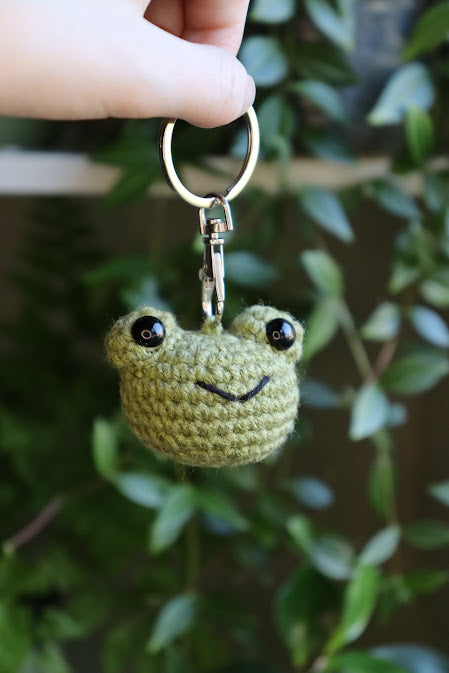 Crochet Frog Keychain