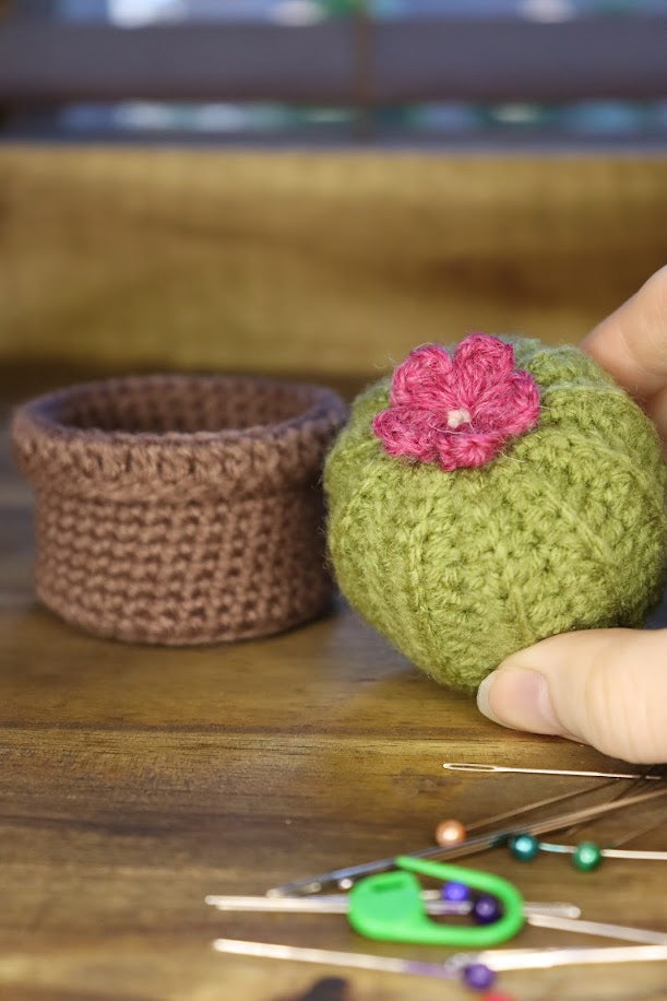 Crochet Cactus Pin Cushion
