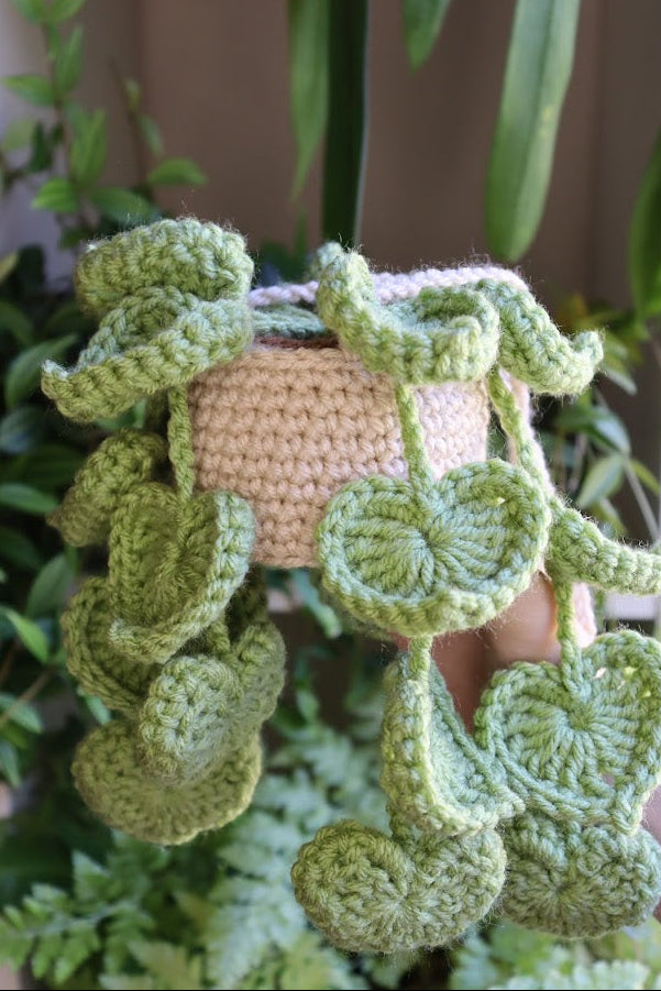 Crochet Big Heart Leaf Hanging Plant
