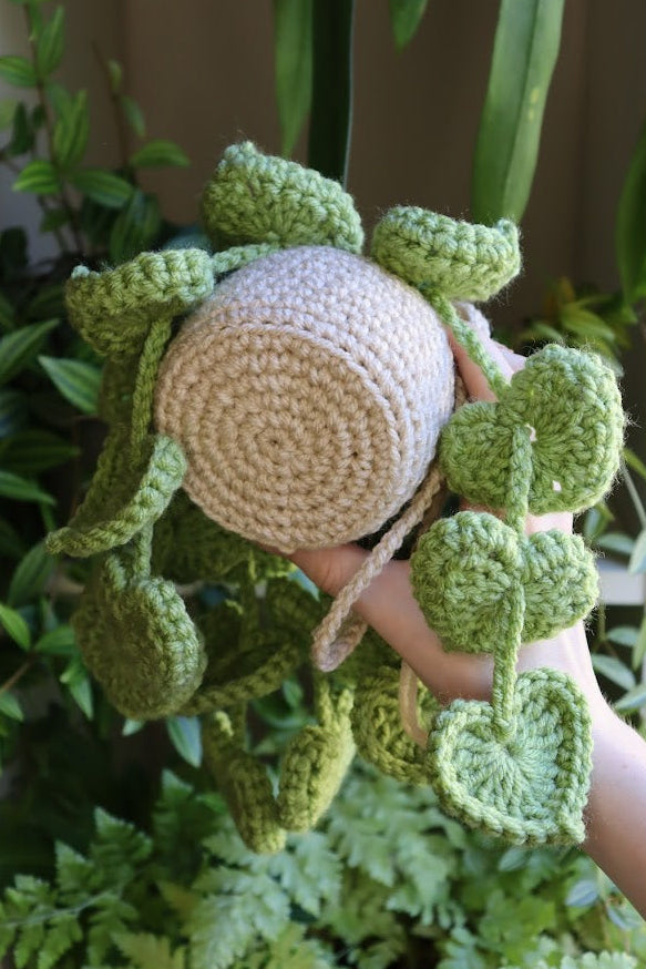 Crochet Big Heart Leaf Hanging Plant