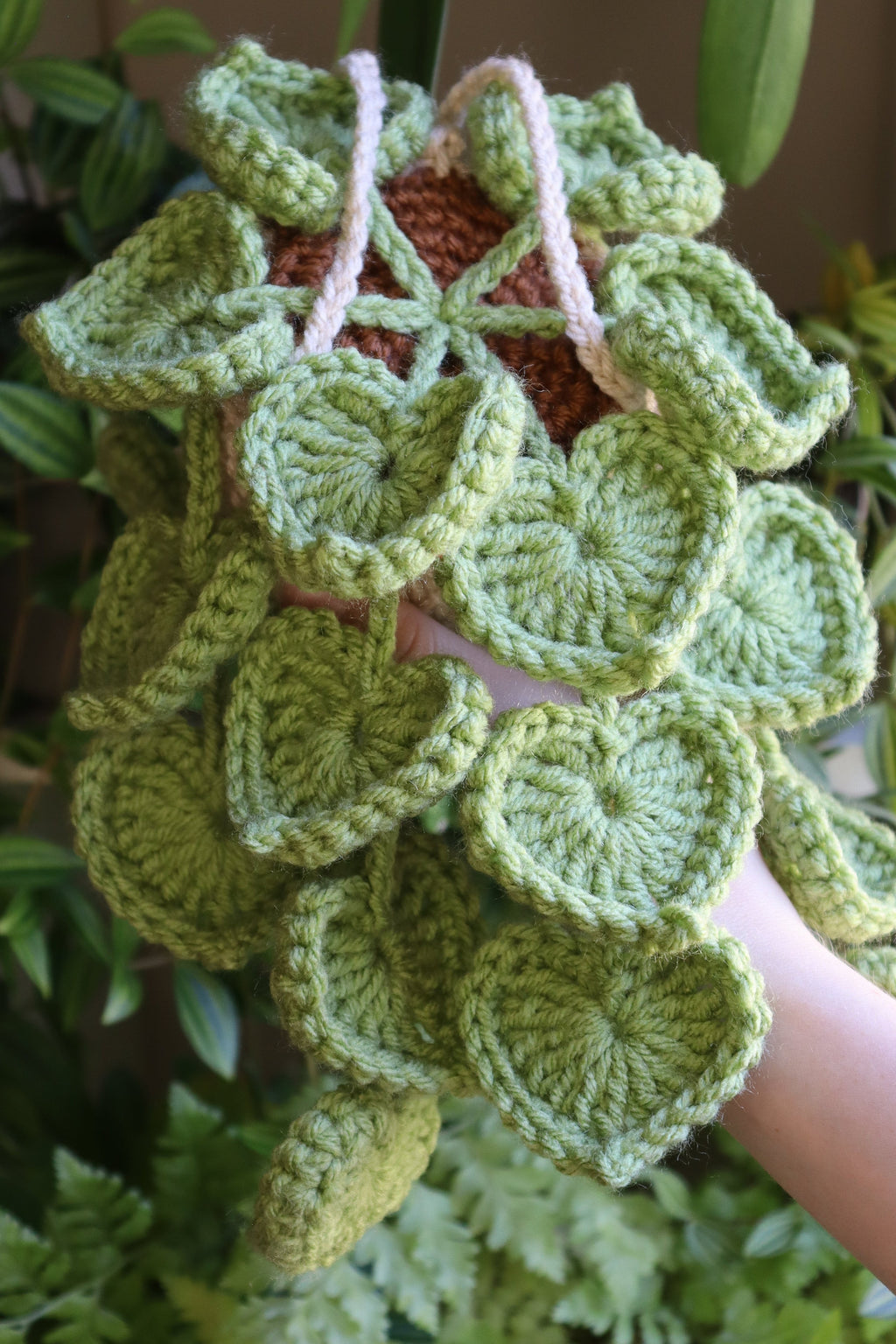 Crochet Big Heart Leaf Hanging Plant